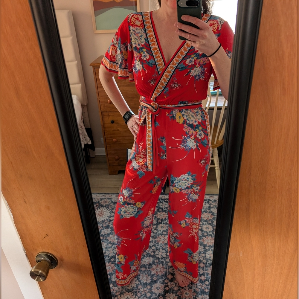 Flying Tomato Floral Red Jumpsuit Size Small Belted Some Flaws - Picture 2 of 16